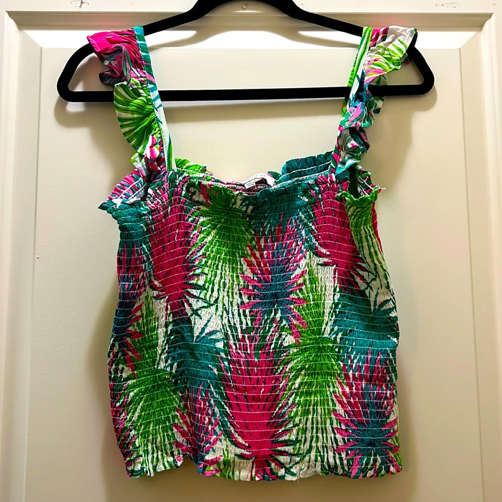 Rose and Olive summer top. With ruffle shoulder straps. Floral pattern.